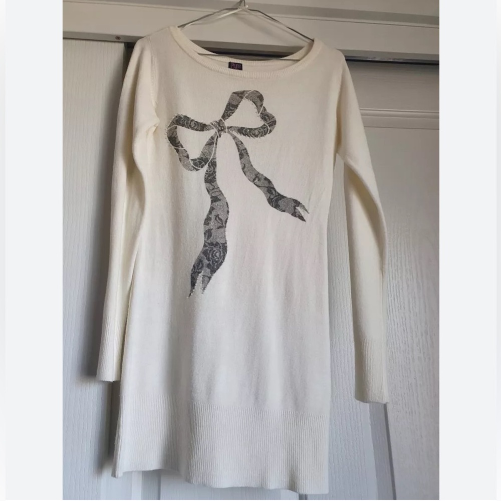 Knit long sleeve dress
